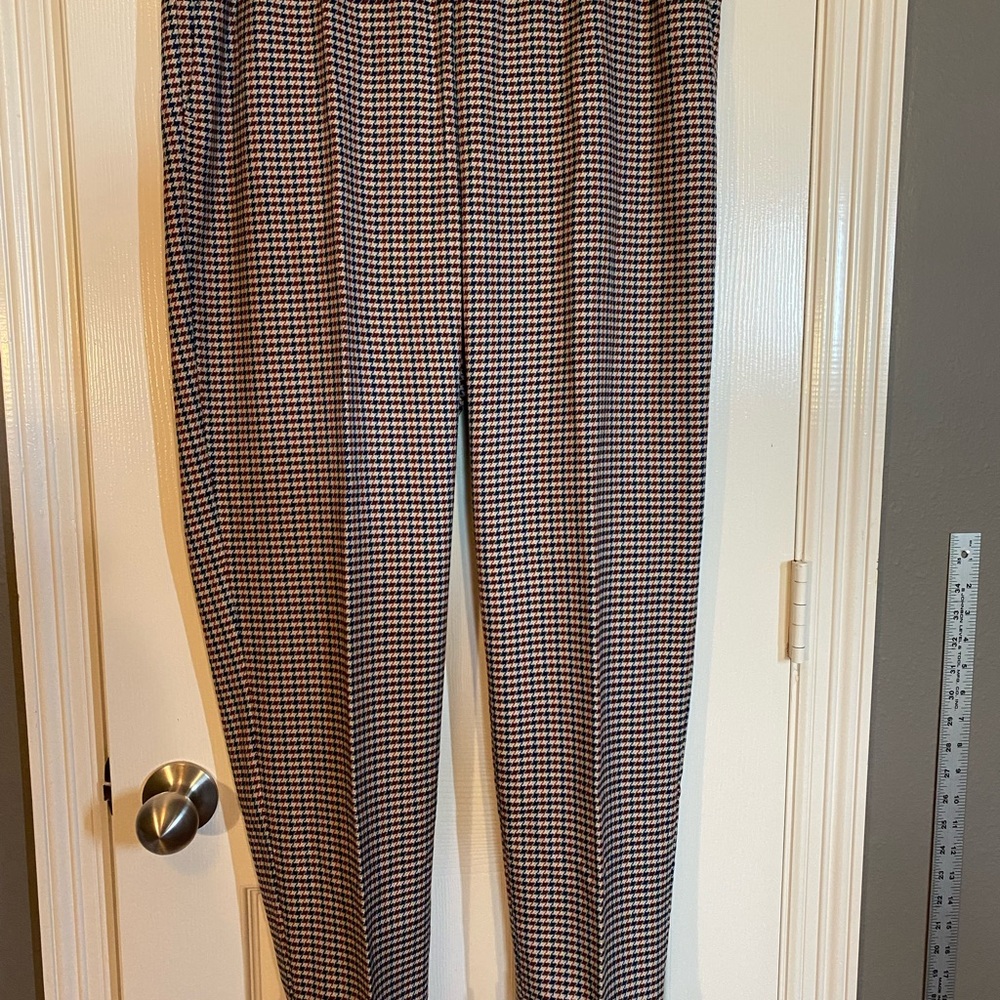 J Jill knit houndstooth check slacks.  Size 16